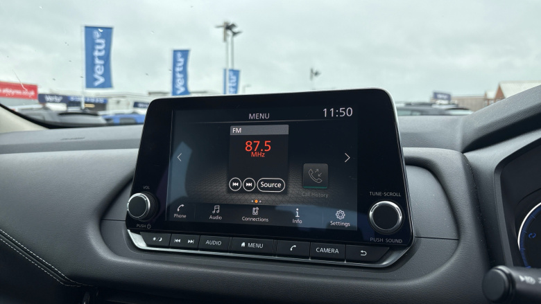 Nissan Qashqai 1.5 E-Power Acenta Premium 5dr Auto Hybrid Hatchback